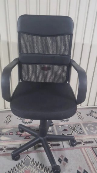 Escritorio y silla 50€