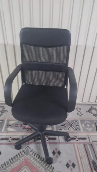 Escritorio y silla 50€