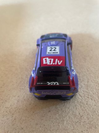 Coche Scalextric Compact. Escala 1:43