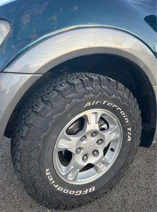 Mitsubishi Montero 2002