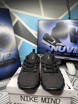 Nike Air Max Negras Talla 42 Nuevas
