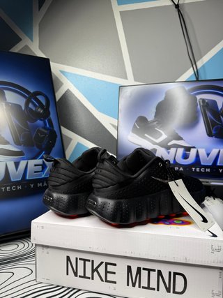 Nike Air Max Negras Talla 42 Nuevas