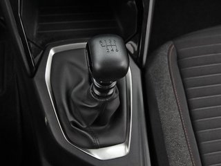 Peugeot 2008 GASOLINA 100 S&S ACTIVE PACK 5P