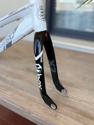 Cuadro de bmx race Spad y horquilla carbono Box X2