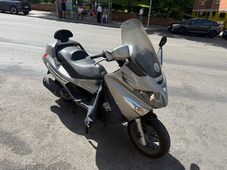 Moto Piaggio XEVO 125cc