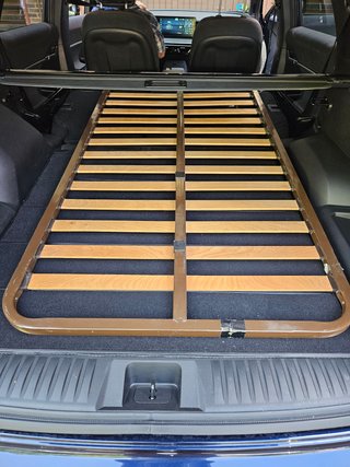 Somier de madera y metal