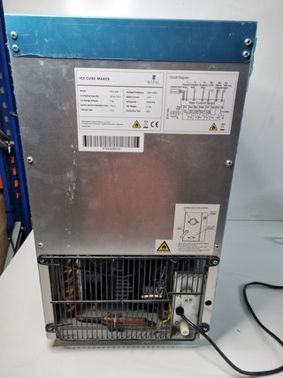 Macchina per cubetti di ghiaccio Royal RCIC-20BI