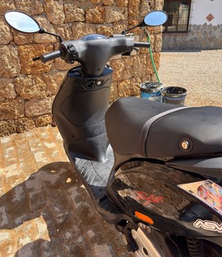 Piaggio Zip 50 Negra