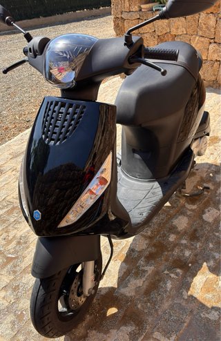 Piaggio Zip 50 Negra