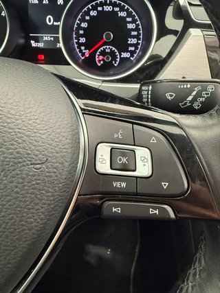 Volkswagen Touran Advance 2.0 TDI 110 kW (150 CV)