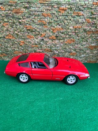 Ferrari 365 GTB/4 Daytona 1969 – 1:18 Techno Giodi