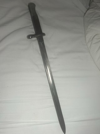 Pieza de hierro militar