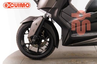 YAMAHA XMAX 300