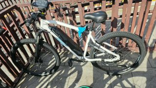 Bicicleta Eléctrica Blanca