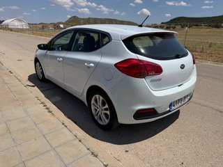 KIA ceed 1.6 CRDi VGT 128cv Drive