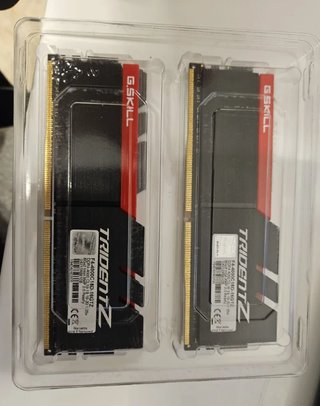 G.Skill Trident Z DDR4 16GB (2x8GB) 4000MHz