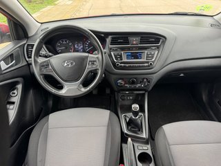 HYUNDAI i20 1.2 MPI Essence