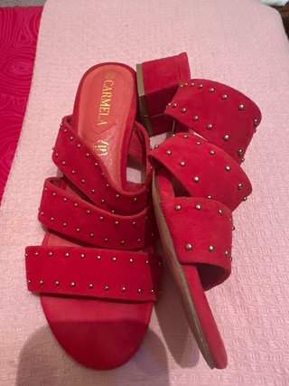 Sandalias Carmela Rojas Tachuelas