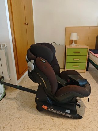 Silla coche BeSafe iZI Combi X4 isofix marrón