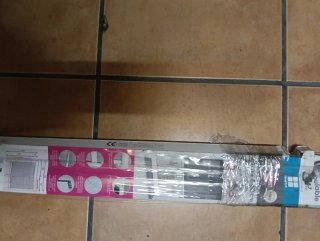 Varias mosquiteras enrollables diferentes medidas