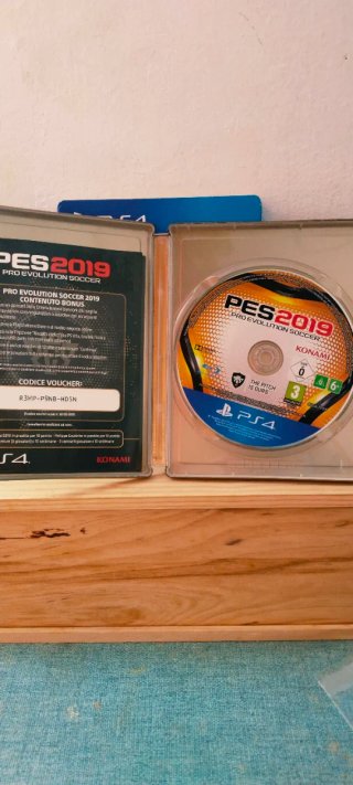 PES 2019 David Beckham Edition + Steelbook - PS4