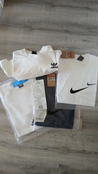 Lote 4 Camisetas Básicas Adidas y Nike Talla L