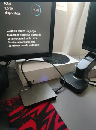 Xbox Series S +2 Mando + 2TB + 45 Juegos