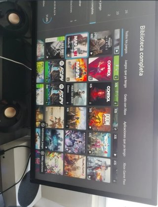 Xbox Series S +2 Mando + 2TB + 45 Juegos