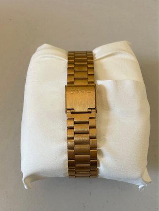 Reloj Casio Vintage Dorado Con Dial Blanco