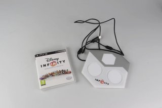 Disney Infinity PS3 con Portal, Figuras y discos.