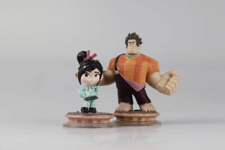 Disney Infinity PS3 con Portal, Figuras y discos.