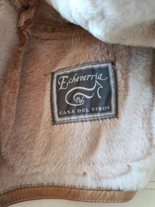 Chaquetón de piel. Marca Echevarria
