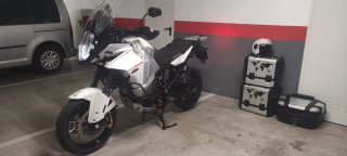 KTM 1290 super adventure