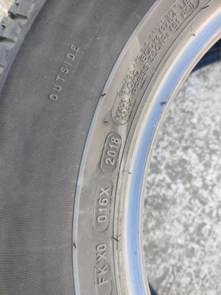 Neumáticos 4x4 215/70R16 100H