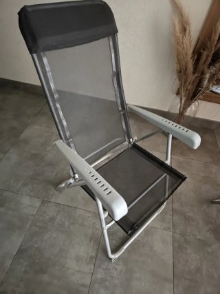 2 Sillas plegables iguales camping tela y metal
