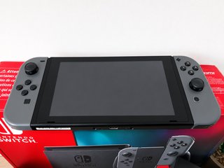 Nintendo Switch Gris con Accesorios