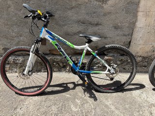 Bicicleta mujer connor afx 8500