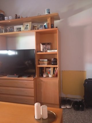 Mueble y mesa salón