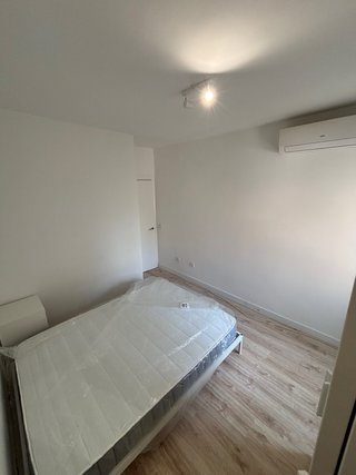 Cama y somier  VEVELSTAD IKEA