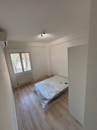 Cama y somier  VEVELSTAD IKEA