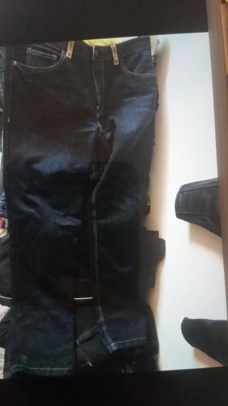 Pantalon para moto con protecciones