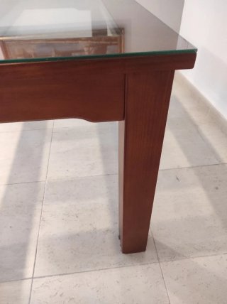 MESA COMEDOR + ROPA CAMILLA