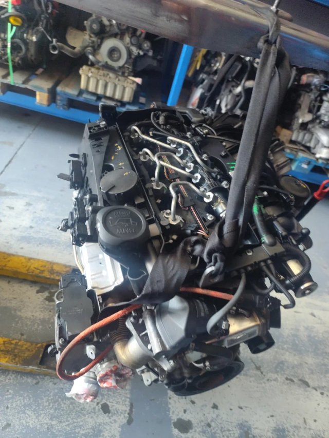 Motor BMW X1 N47D20C 670763100