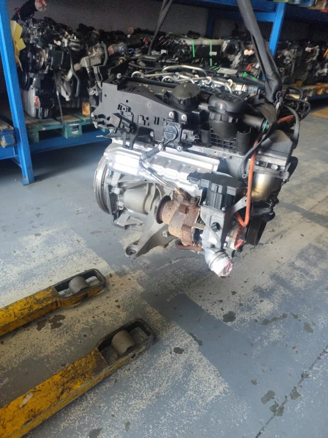 Motor BMW X1 N47D20C 670763100