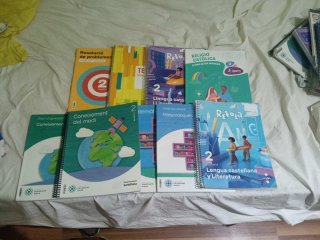 Libros de segundo de primaria colegio safa Horta.