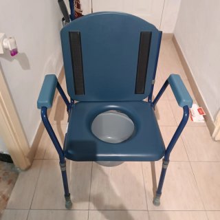 Silla WC inodoro acolchada,montada,sin caja