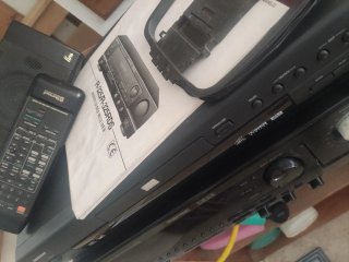 Receptor Sherwood. R325R. Altavoces. CD