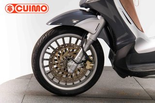 PIAGGIO BEVERLY 300 S IE