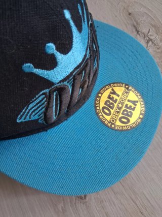 Obey berretto
