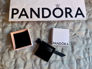 Cajas y bolsas de Pandora